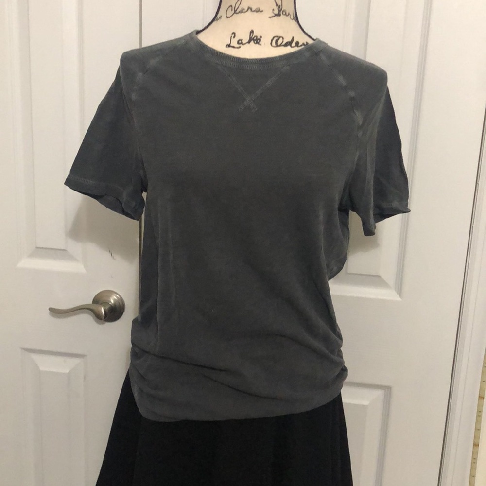 Tee shirt